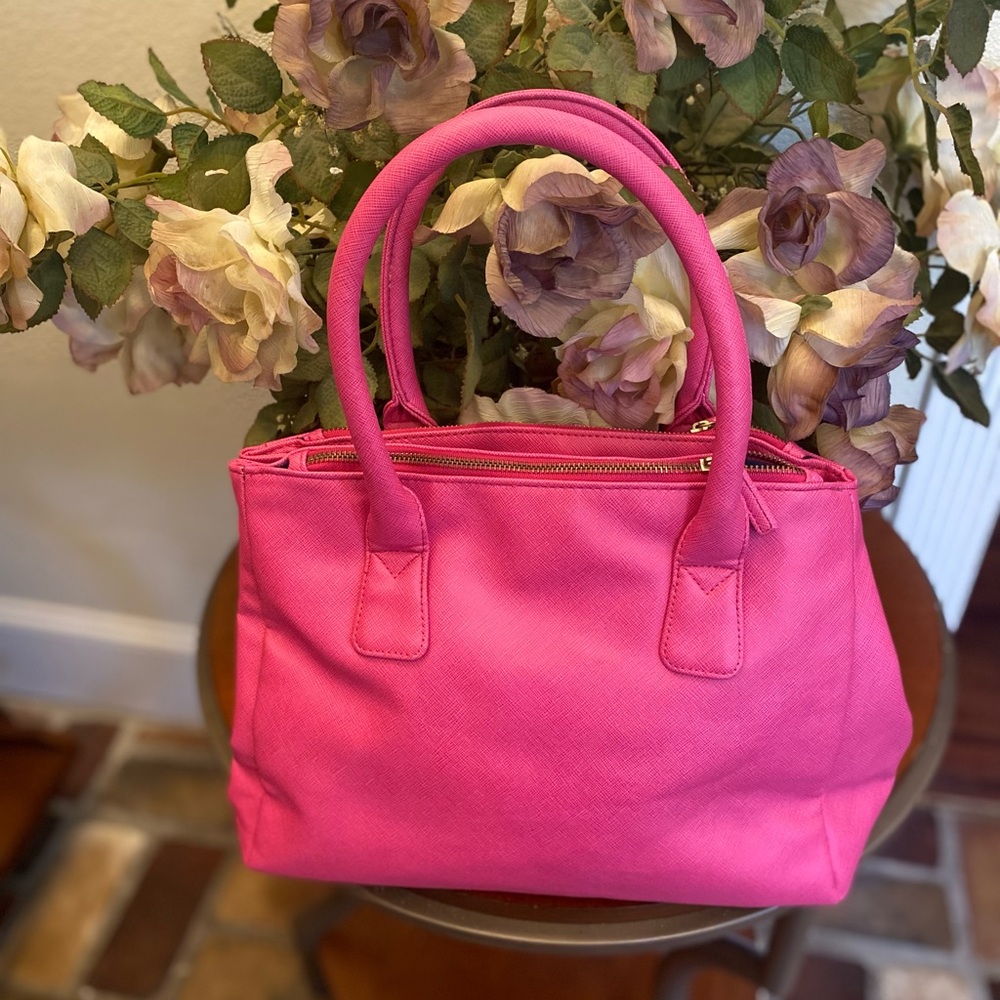 Chic Fuchsia Satchel Bag - Picture 4 of 6